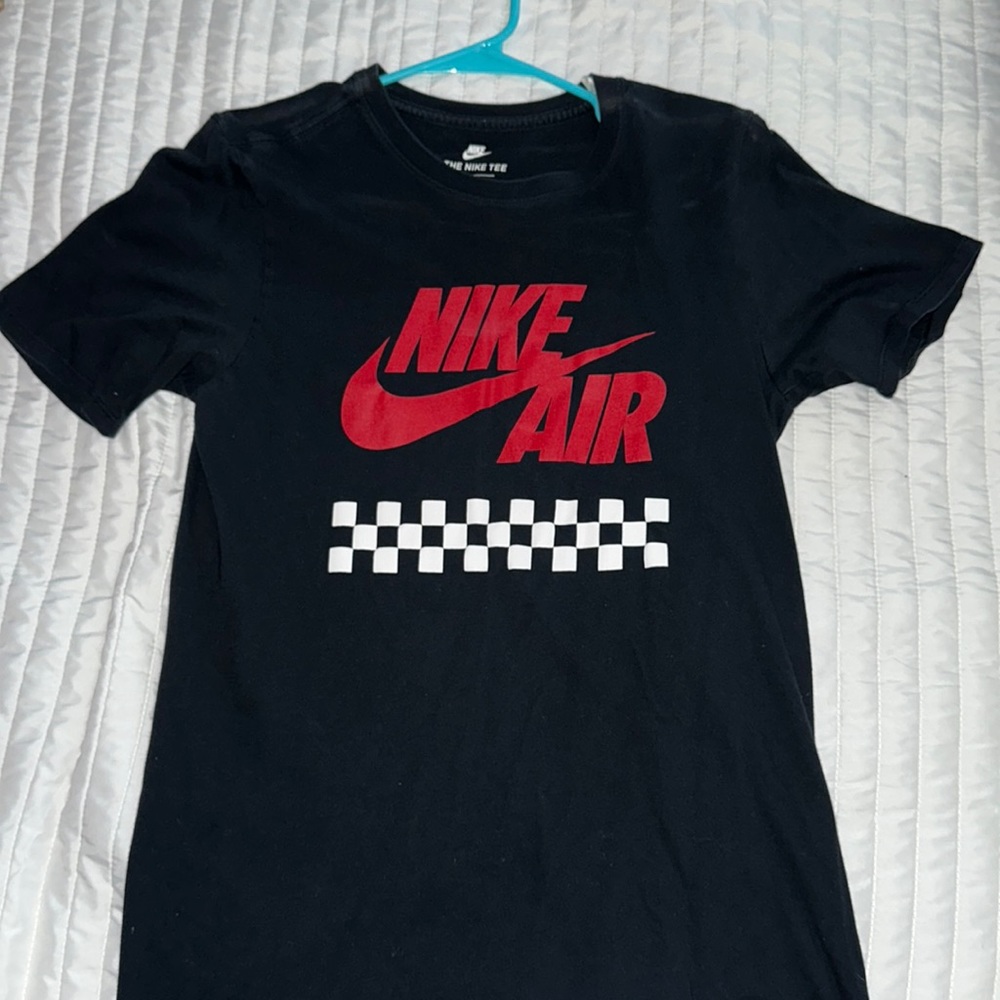 nike tee